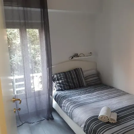Smart Apartment *